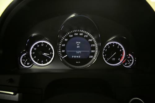 VATH Mercedes-Benz E500 Coupe V50S (2010) - picture 8 of 9