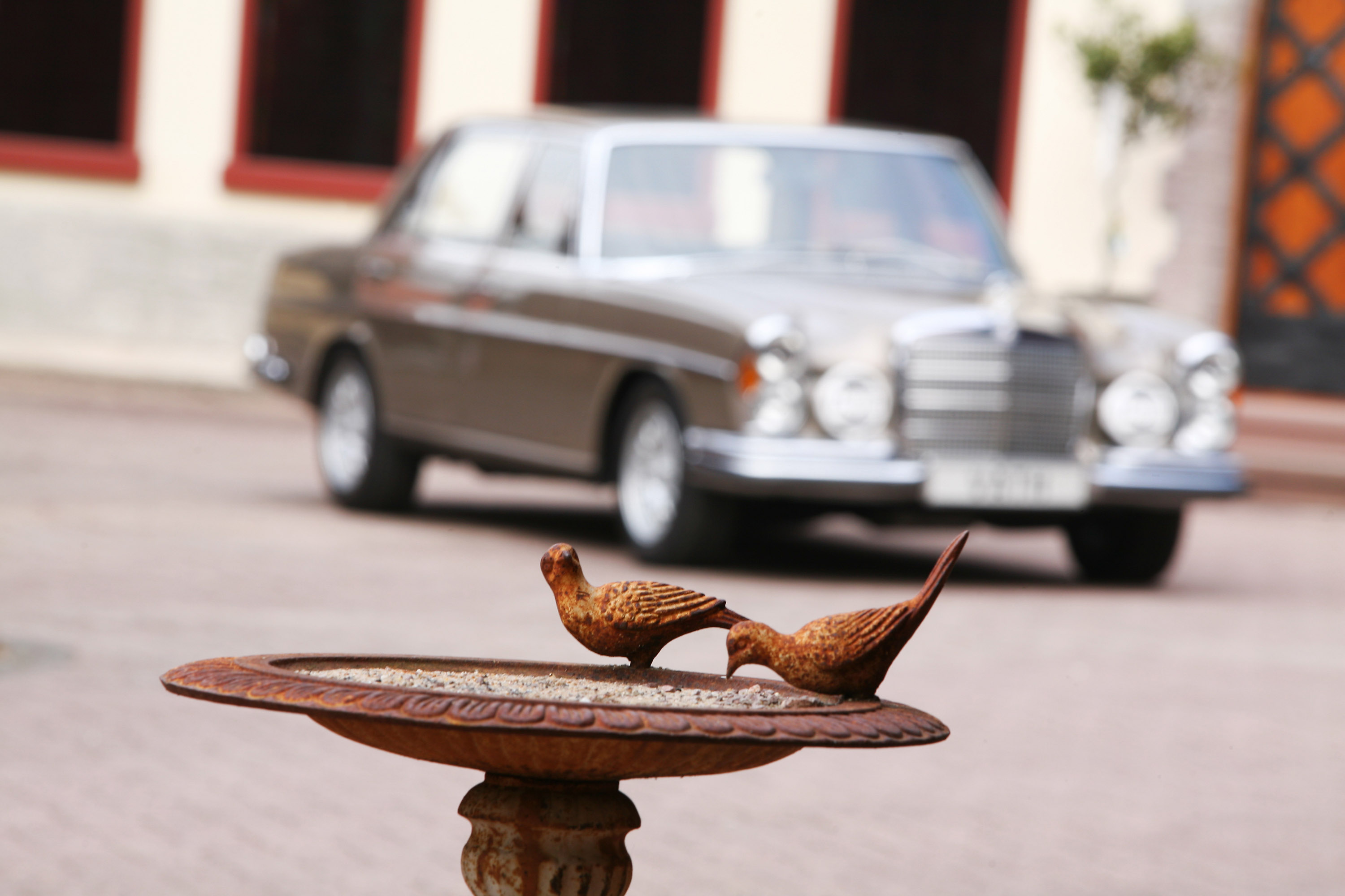 VATH Mercedes-Benz 300SEL