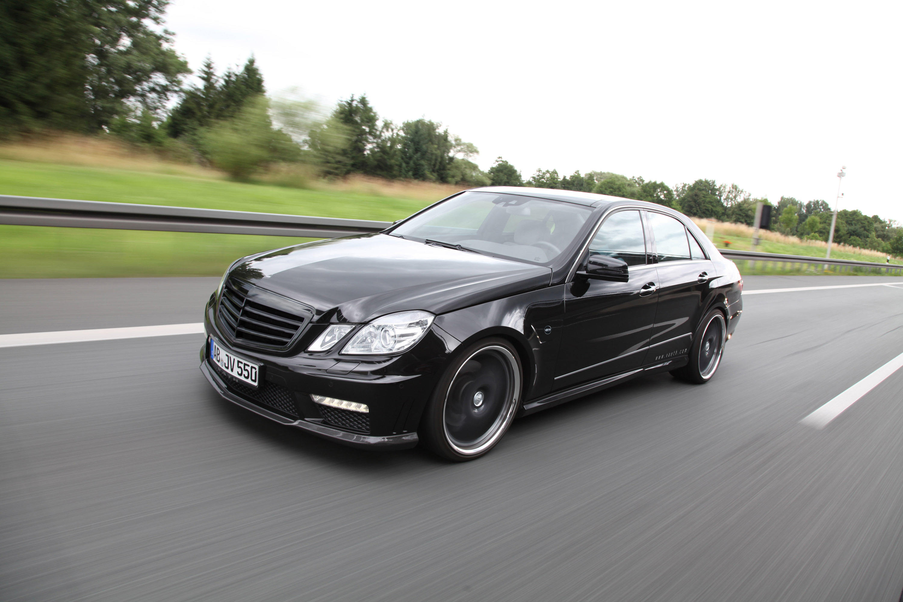 VATH Mercedes-Benz E500 BI-TURBO