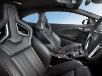 Vauxhall 18-way adjustable ultimate hot seats, 3 of 3