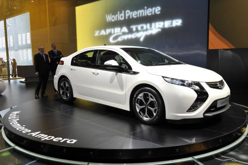 Vauxhall Ampera Geneva (2011) - picture 1 of 4