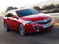 Vauxhall Insignia VXR SuperSport (2013) - picture 1 of 3