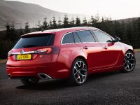 Vauxhall Insignia VXR SuperSport (2013) - picture 3 of 3