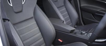 Vauxhall Insignia VXR (2009) - picture 7 of 8