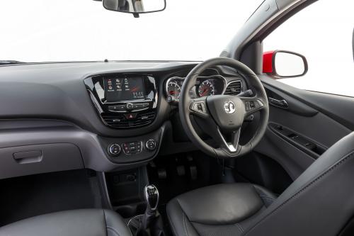 Vauxhall VIVA (2015) - picture 9 of 10