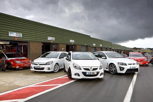 Vauxhall VXR8 LS3 and Corsa VXR (2008) - picture 8 of 9