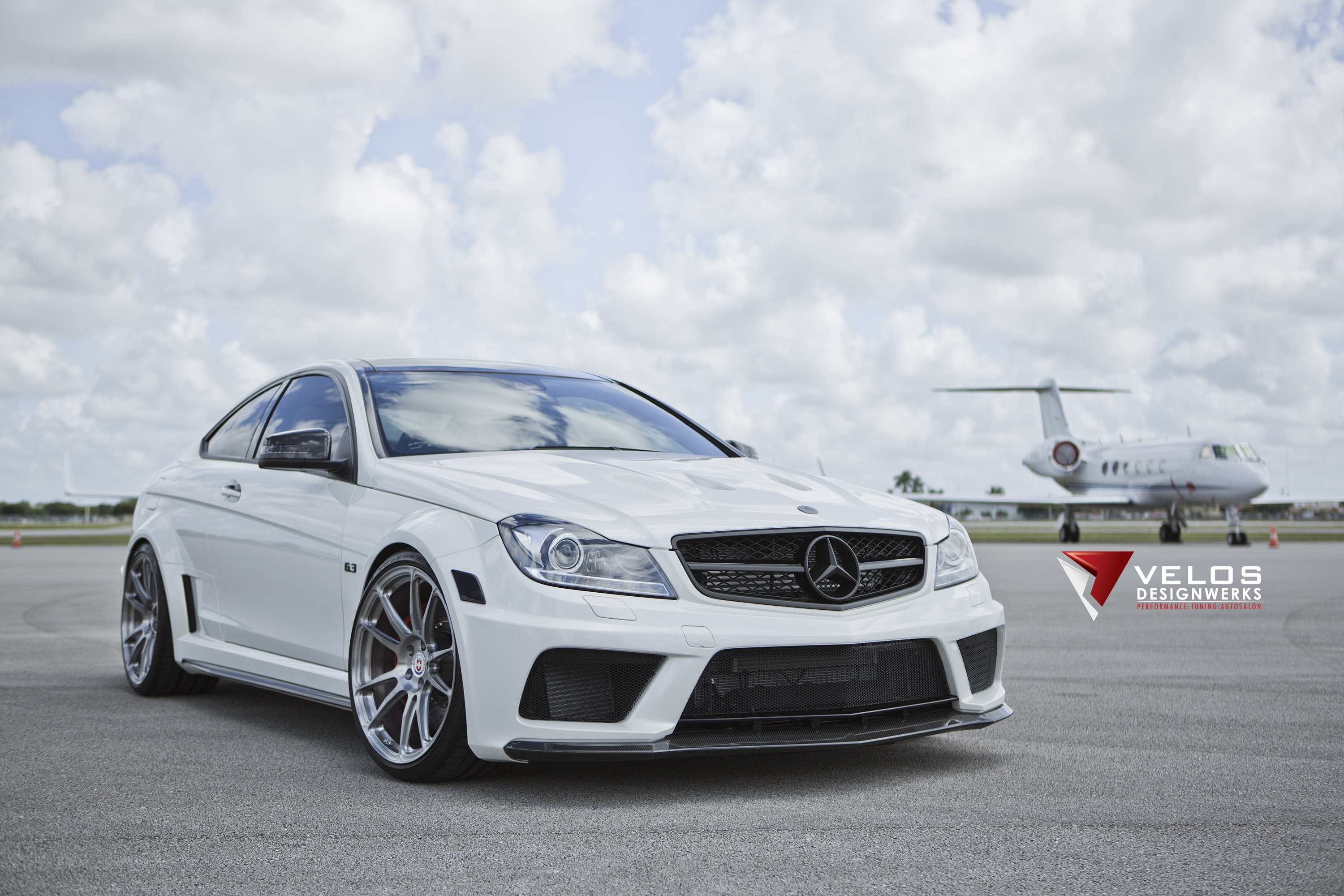 Velos Designwerks Mercedes Benz C63 Black Series