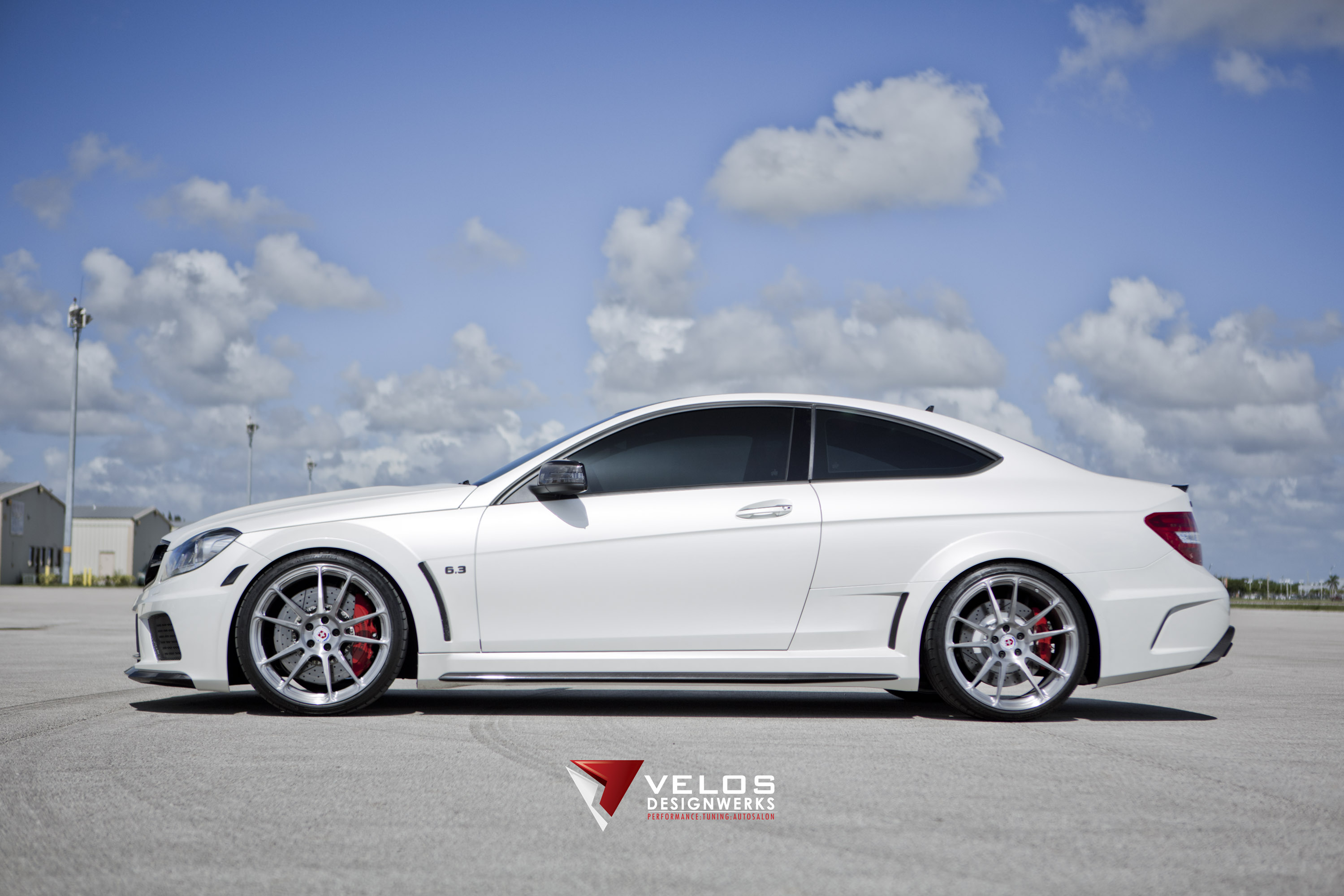 Velos Designwerks Mercedes Benz C63 Black Series