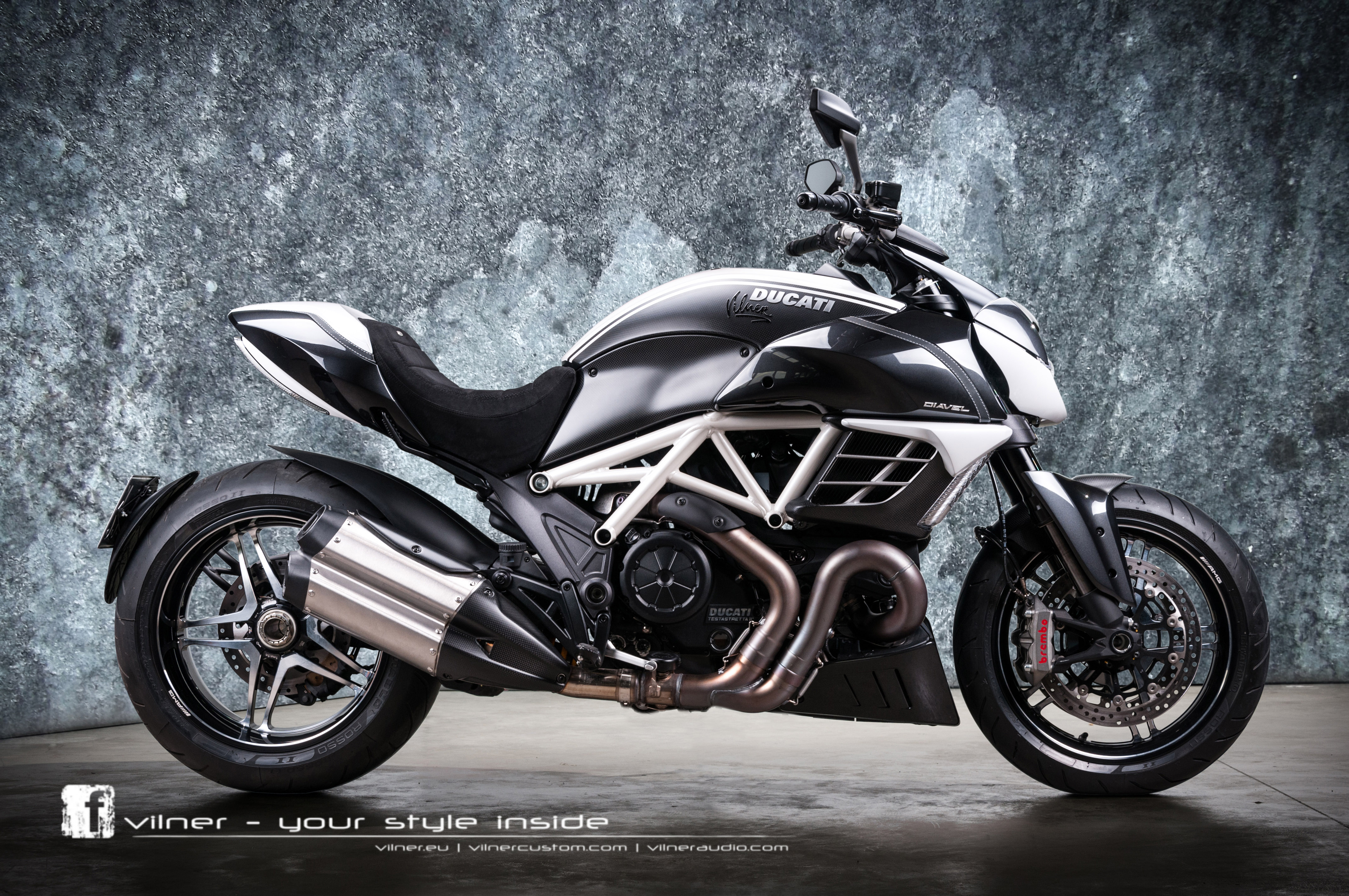 Vilner Ducati Diavel AMG