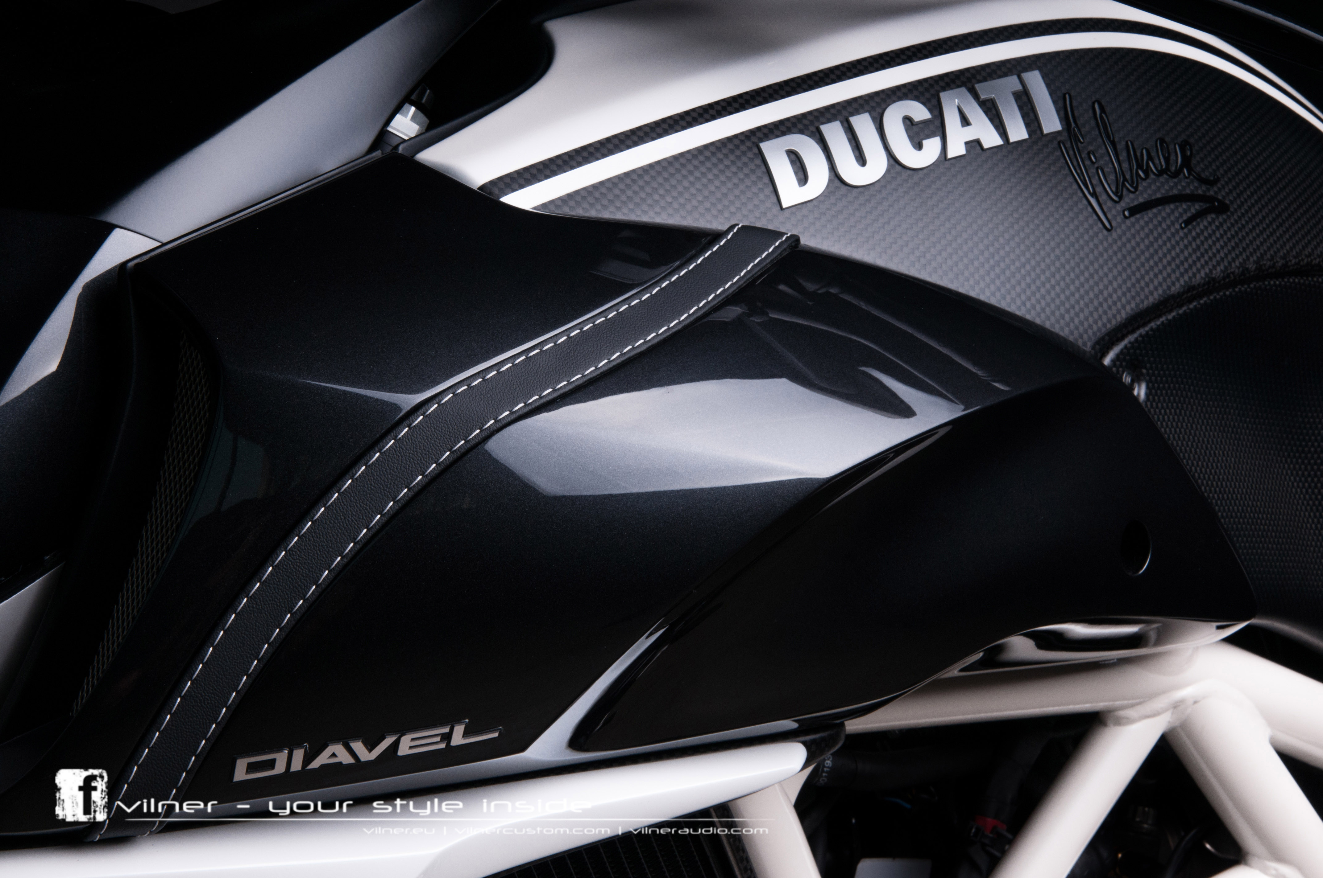 Vilner Ducati Diavel AMG