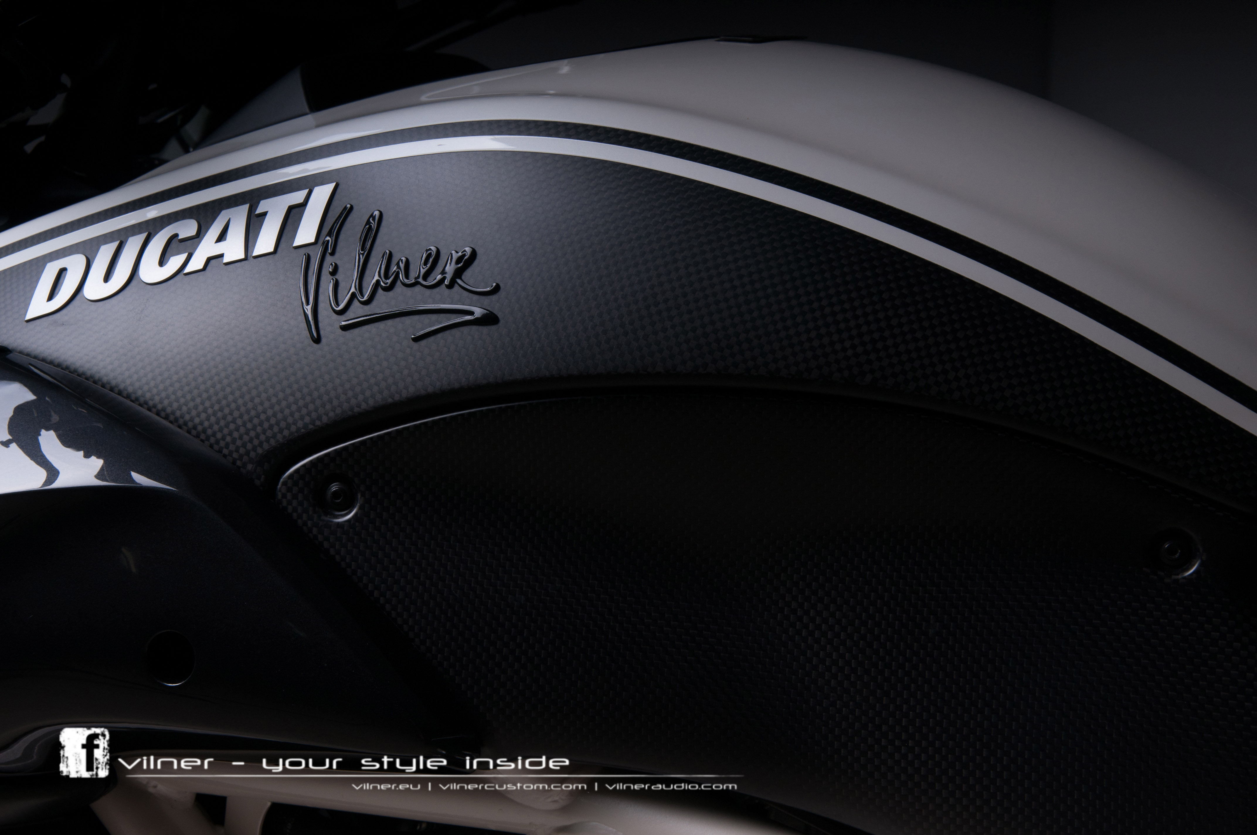 Vilner Ducati Diavel AMG