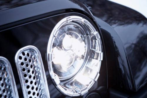 Vilner Jeep Wrangler Sahara (2014) - picture 16 of 24