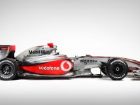 Vodafone McLaren Mercedes MP4-24 (2009) - picture 3 of 3