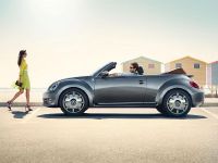 Volkswagen Beetle Cabriolet Karmann Edition (2014) - picture 1 of 4