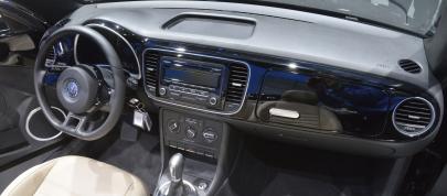 Volkswagen Beetle Cabriolet Los Angeles (2012) - picture 15 of 16