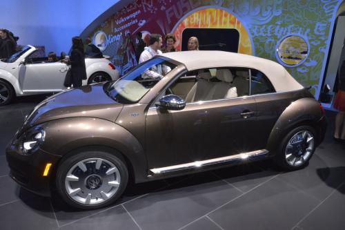 Volkswagen Beetle Cabriolet Los Angeles (2012) - picture 9 of 16