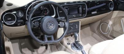 Volkswagen Beetle Convertible Detroit (2013) - picture 4 of 4