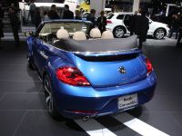Volkswagen Beetle Convertible Detroit (2013) - picture 3 of 4