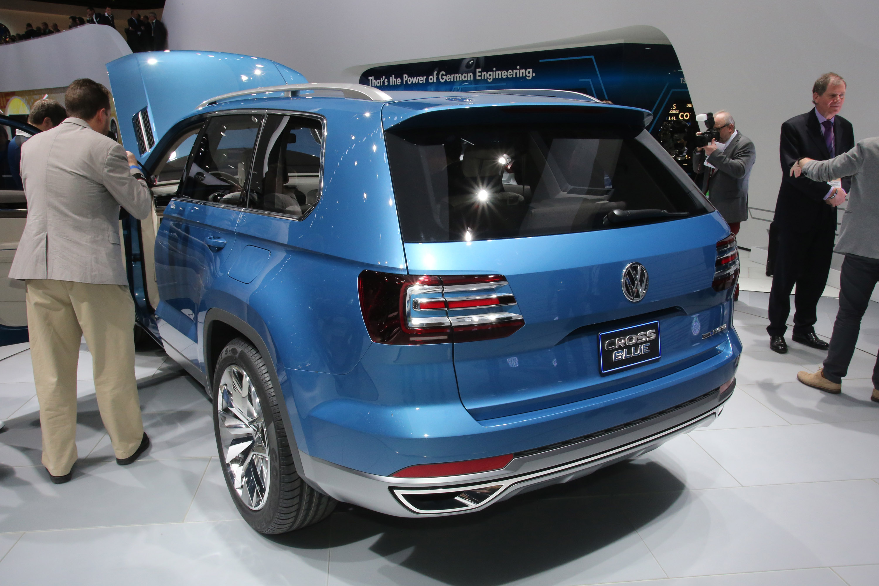 Volkswagen Cross Blue Detroit