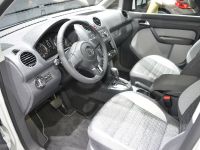 Volkswagen Cross Caddy Geneva (2013) - picture 3 of 6