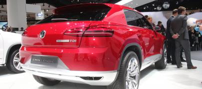 Volkswagen Cross Coupe Detroit (2013) - picture 4 of 6