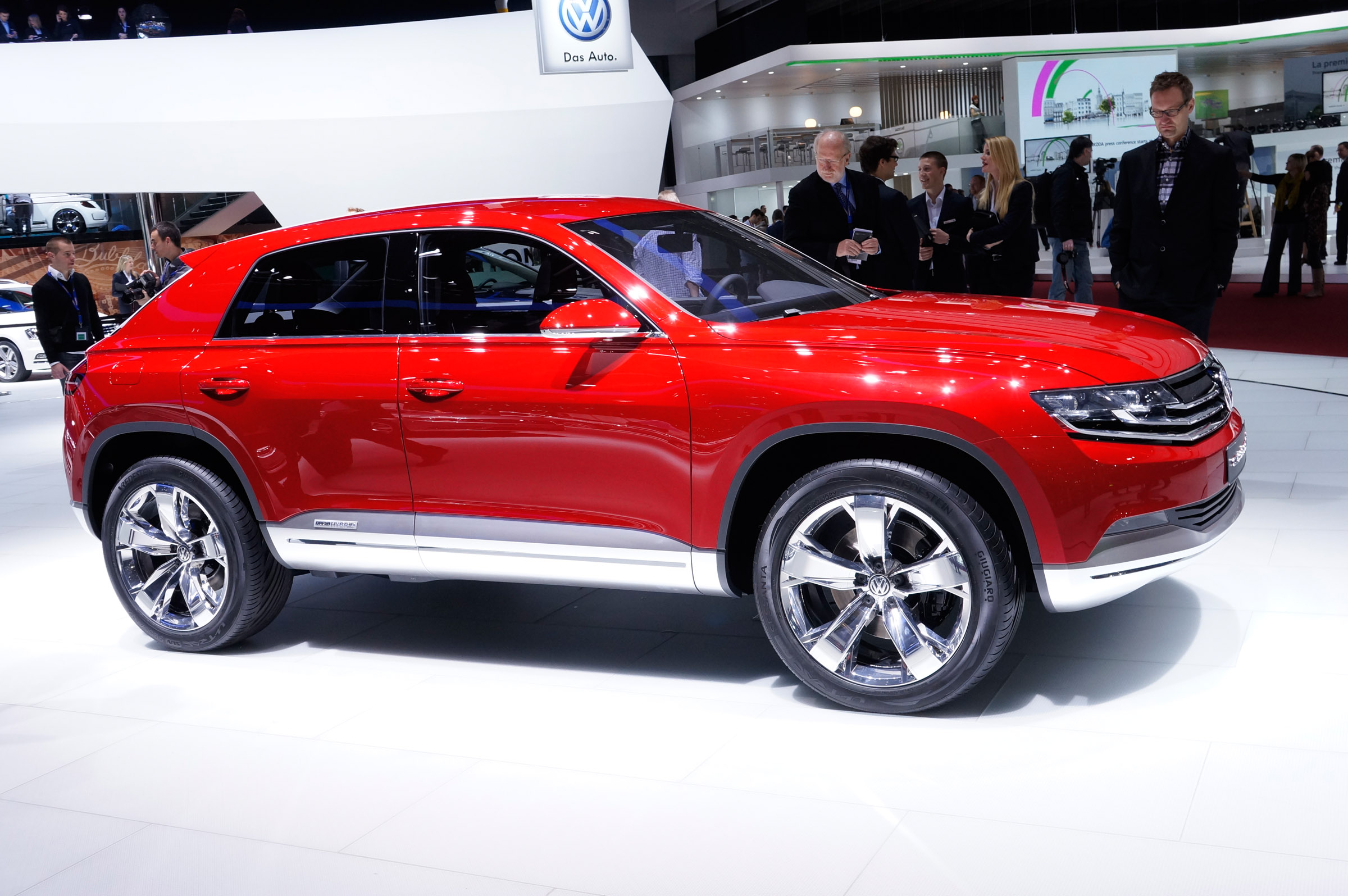 Volkswagen Cross Coupe plug-in hybrid Geneva