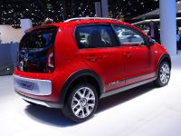 Volkswagen cross up! Frankfurt (2013) - picture 2 of 2