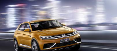 Volkswagen CrossBlue Coupe Concept (2013) - picture 4 of 16