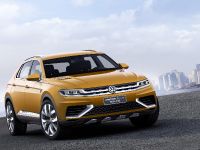 Volkswagen CrossBlue Coupe Concept (2013) - picture 2 of 16