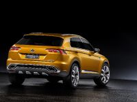 Volkswagen CrossBlue Coupe Concept (2013) - picture 10 of 16