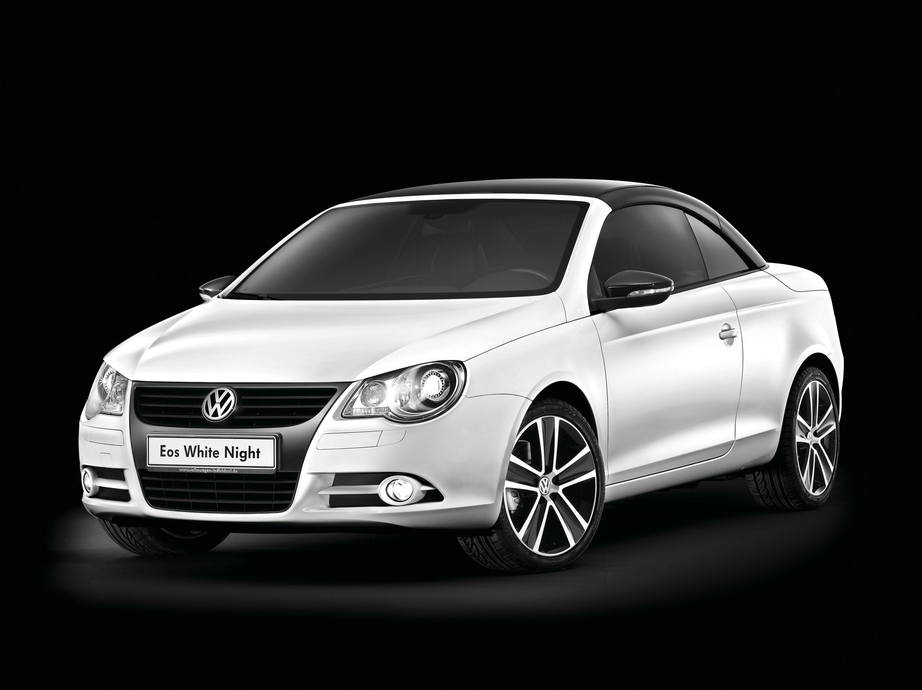 Volkswagen Eos White Night