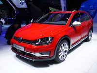 Volkswagen Golf Alltrack Paris 2014