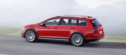 Volkswagen Golf Alltrack (2014) - picture 4 of 6