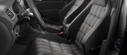 Volkswagen Golf GTD (2010) - picture 7 of 43