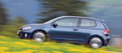Volkswagen Golf GTD (2010) - picture 12 of 43