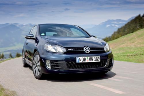 Volkswagen Golf GTD (2010) - picture 9 of 43
