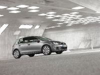 Volkswagen Golf GTD (2010) - picture 8 of 43