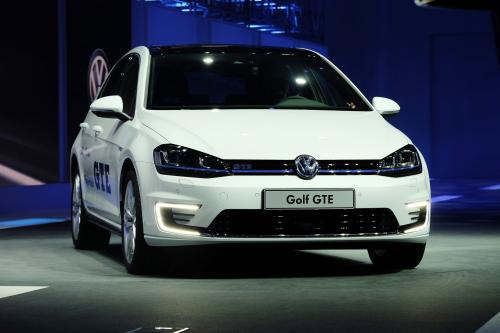 Volkswagen Golf GTE Geneva (2014) - picture 1 of 3