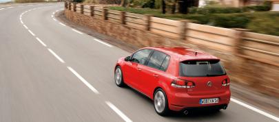 Volkswagen Golf GTI (2008) - picture 12 of 35