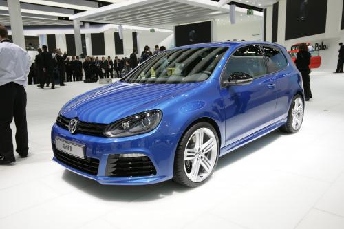 Volkswagen Golf R Frankfurt (2011) - picture 1 of 2