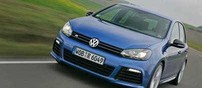 Volkswagen Golf R (2010) - picture 12 of 28