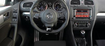Volkswagen Golf R (2010) - picture 28 of 28