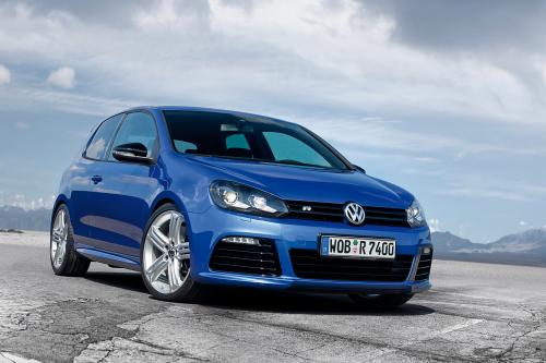 Volkswagen Golf R (2010) - picture 1 of 28