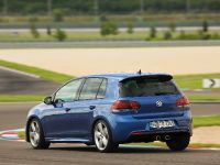 Volkswagen Golf R (2010) - picture 5 of 28