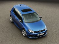 Volkswagen Golf R (2010) - picture 3 of 28