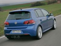 Volkswagen Golf R (2010) - picture 6 of 28