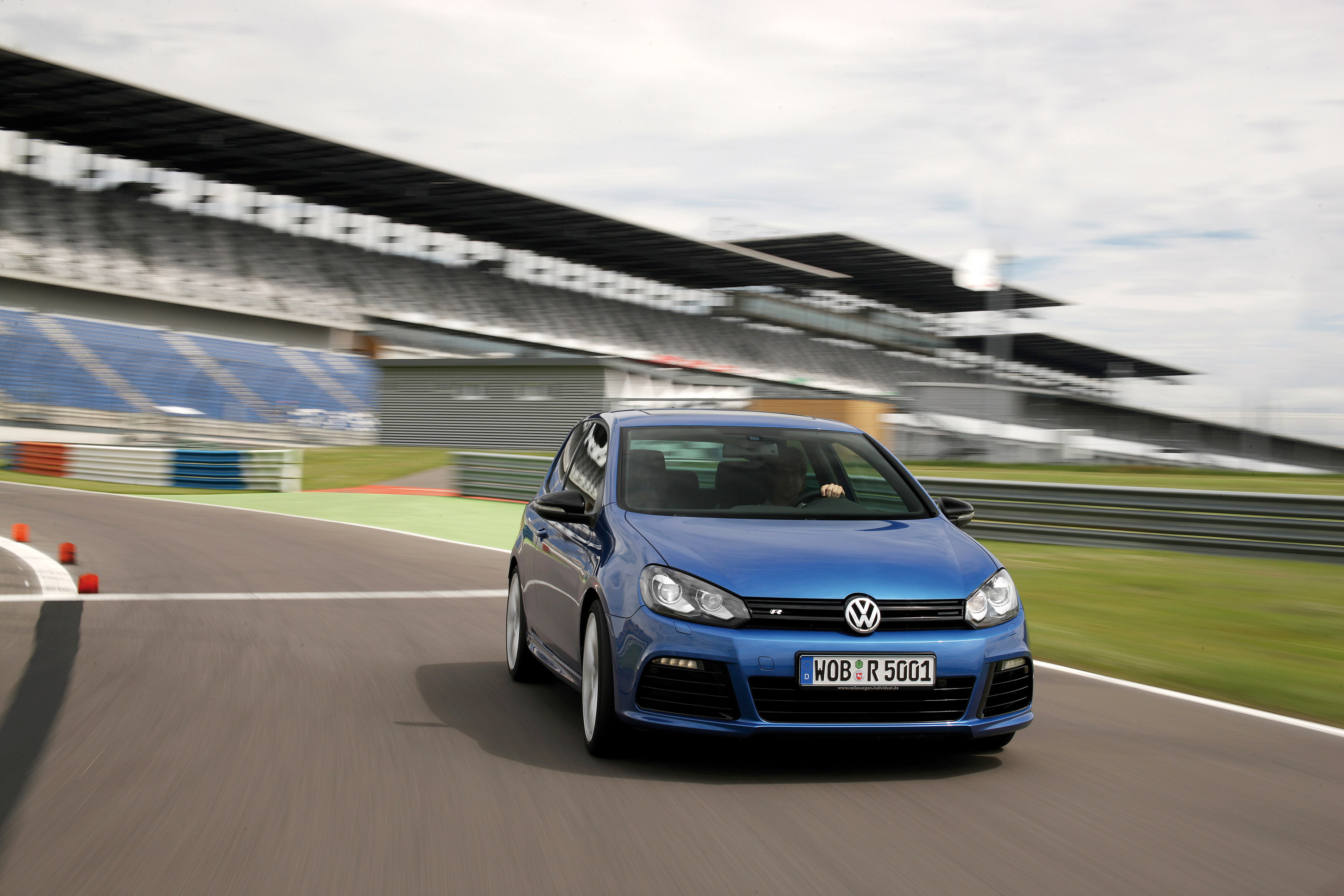 Volkswagen Golf R