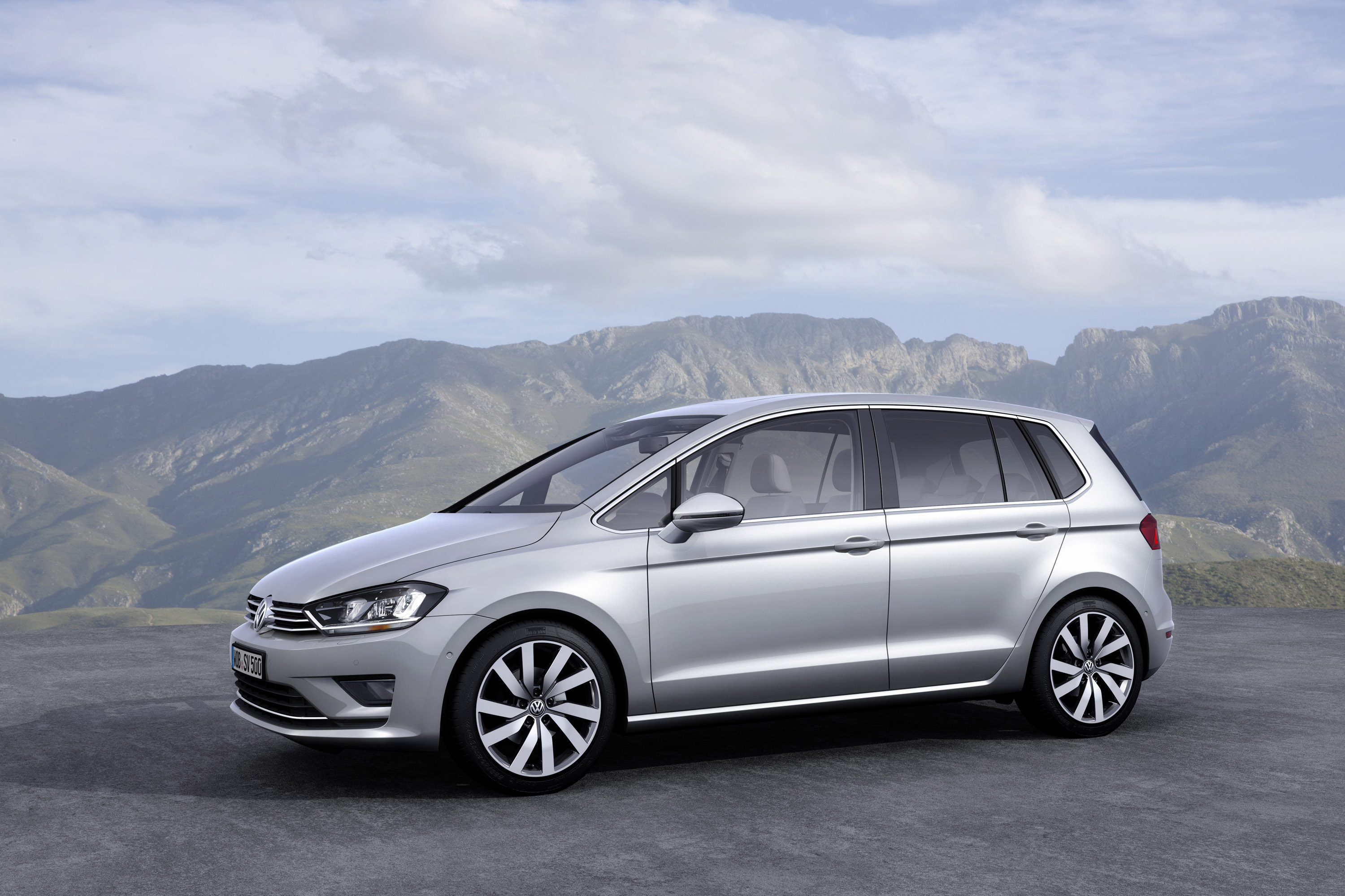 Volkswagen Golf Sportsvan Concept