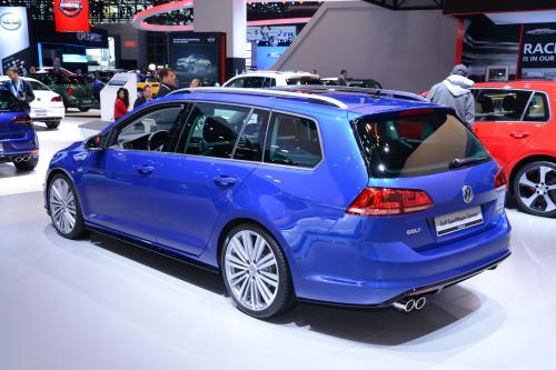 Volkswagen Golf SportWagen Concept New York (2014) - picture 9 of 13