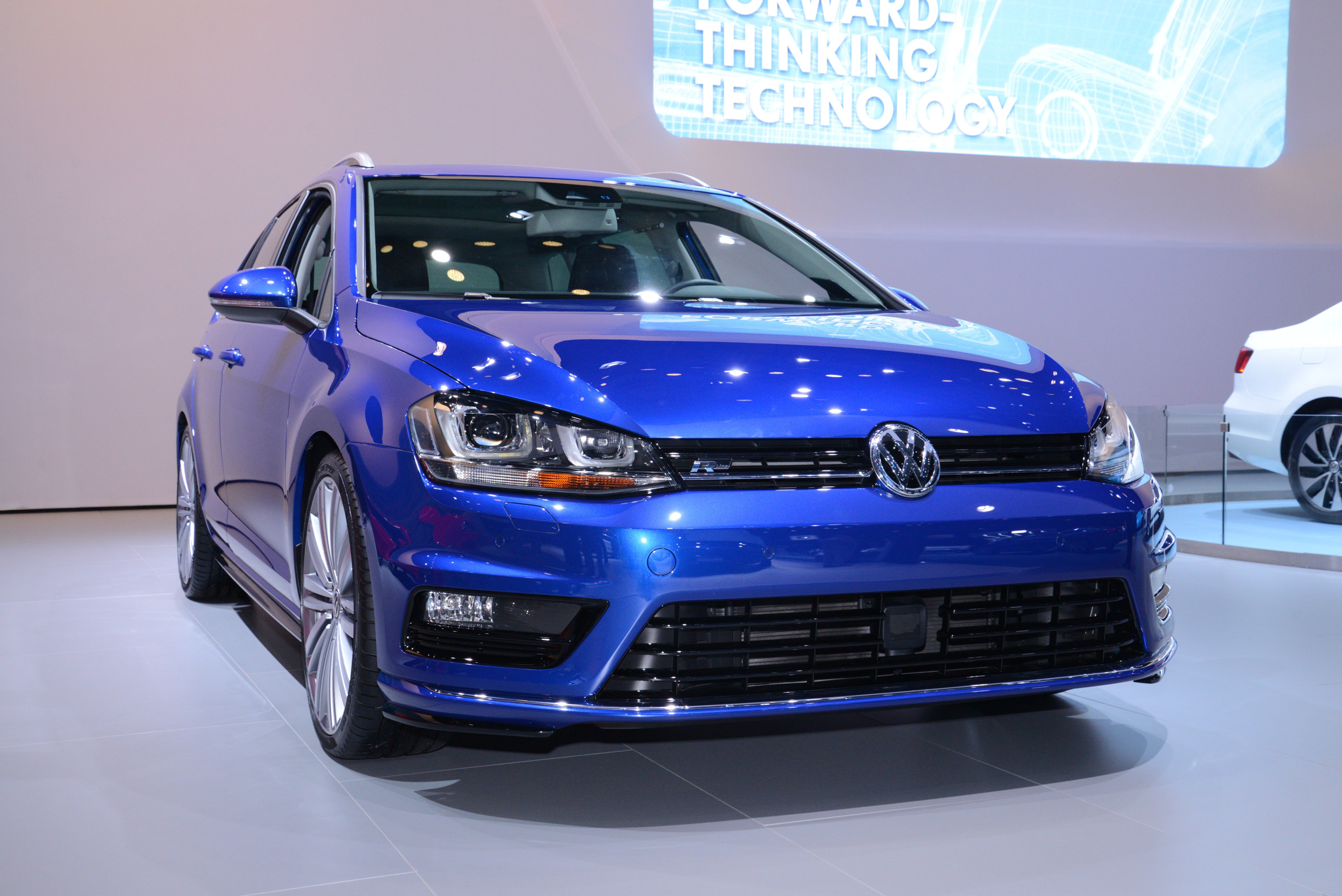 Volkswagen Golf SportWagen Concept New York